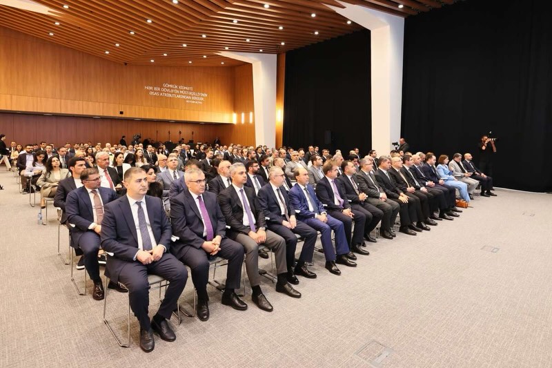 22 may tarixində Dövlət Gömrük Komitəsinin inzibati binasında Azərbaycan Respublikası Dövlət Gömrük Komitəsi və Türkiyə-Azərbaycan İş Adamları və Sənayeçilər Birliyi (TÜİB) arasında “Açıq D…